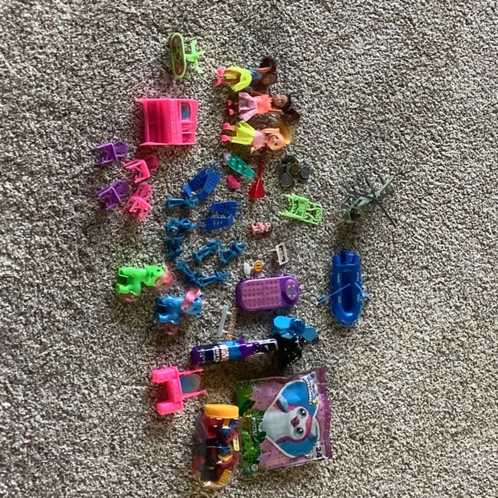 LOW PRICE TOYS!